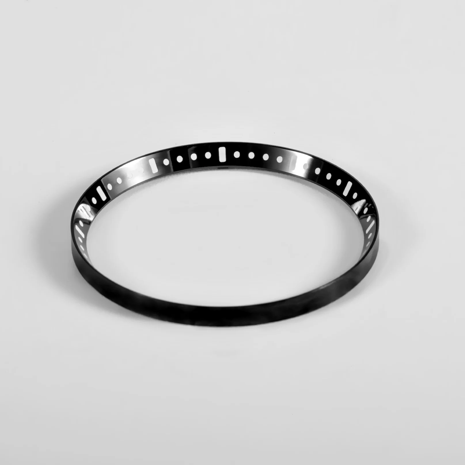 Seiko Mod Lumed Chapter Ring for SKX007/SRPD: Polished Black Stainless Steel - Image 2